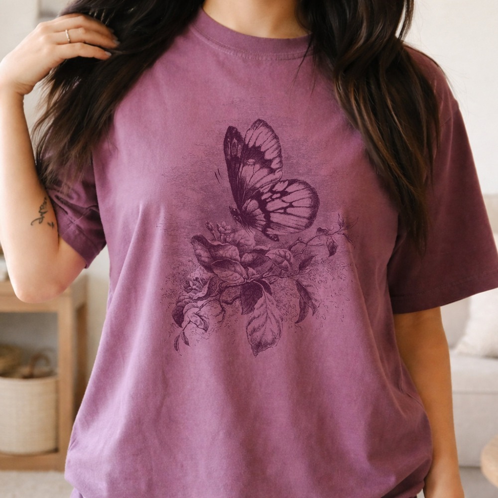 Minimalist Black Graphic Tee Solid Color Statement Shirt